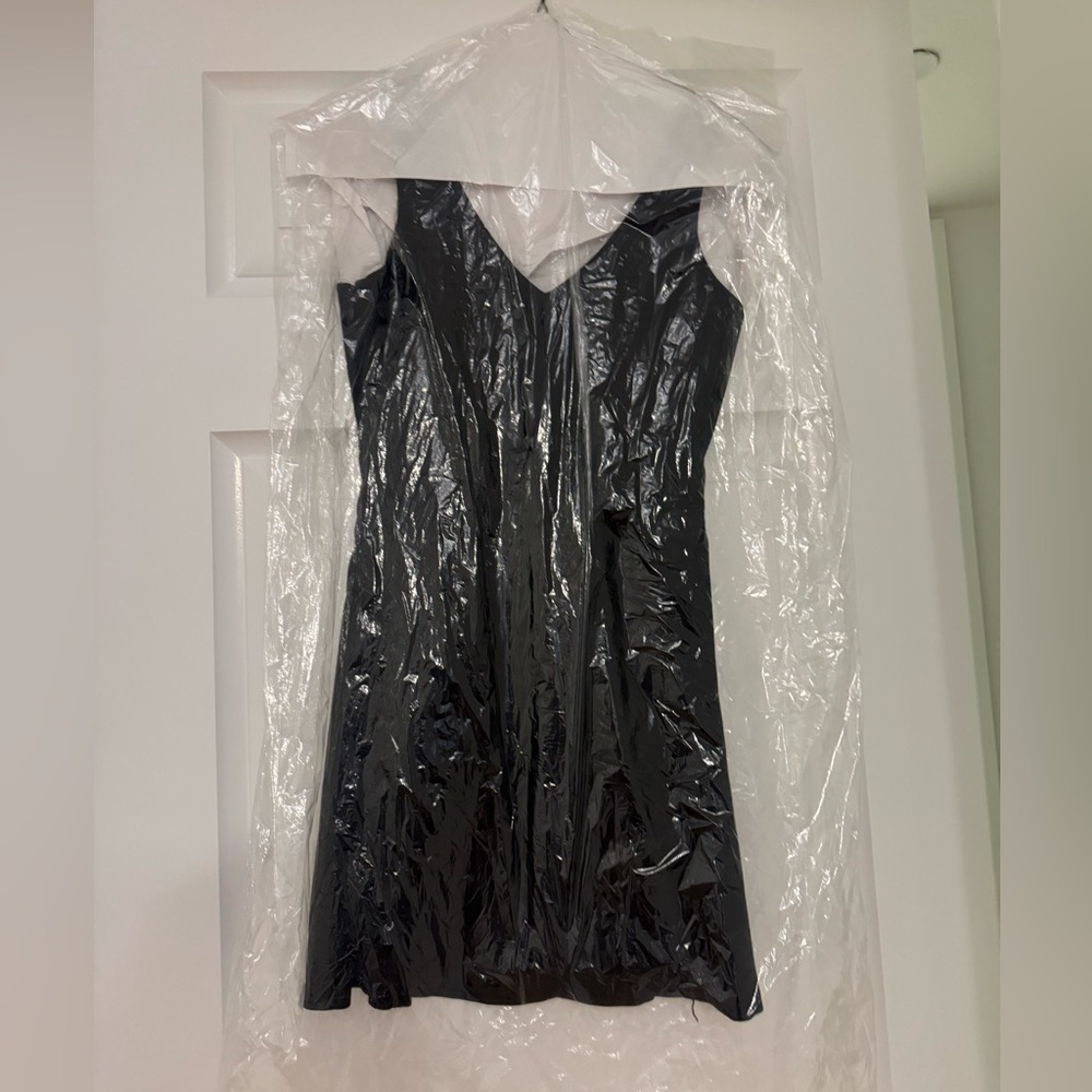 Cinq à Sept Jordan Black Belted Mini Dress - Picture 7 of 7